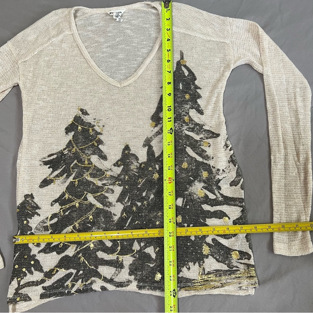 Bethany Mota Holiday Tree Knit Top Cream Long sleeves Size XS - Picture 15 of 16